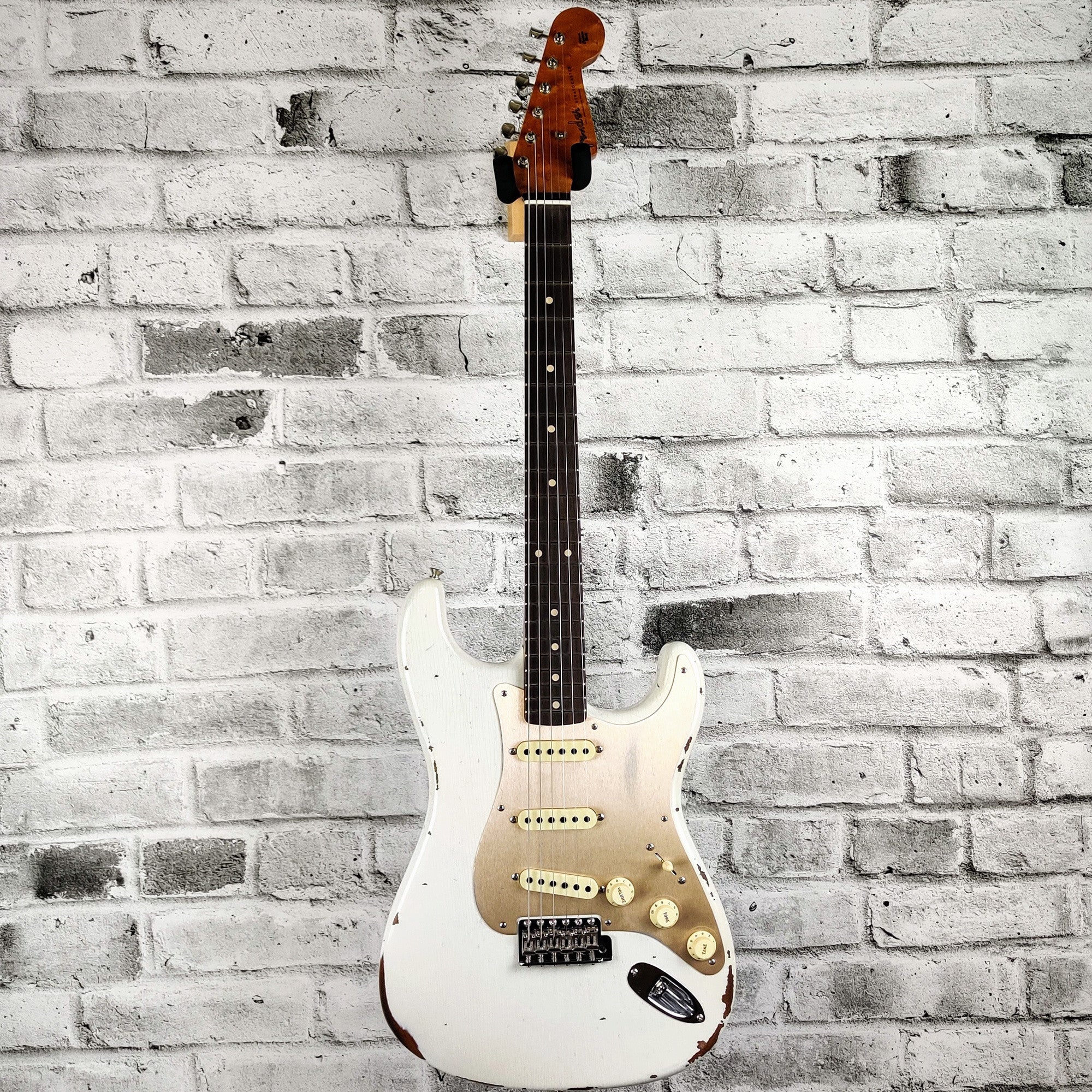 Fender Custom Shop 1960 Stratocaster Relic, Roasted – Aged Olympic White